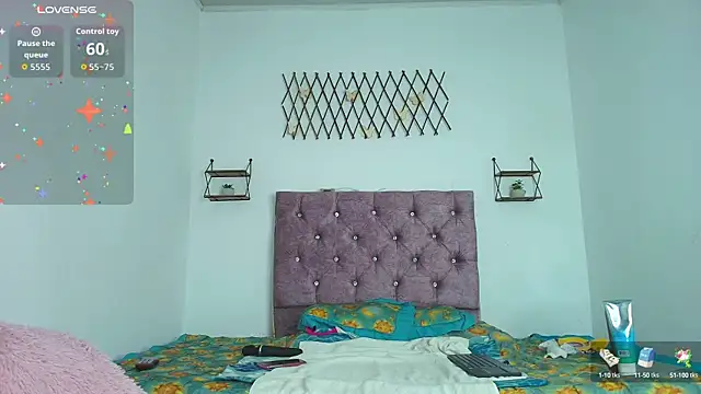 Snapshot of Rousemilf4u chatting on 09.19.25 Rousemilf4u online show from 09.19.25