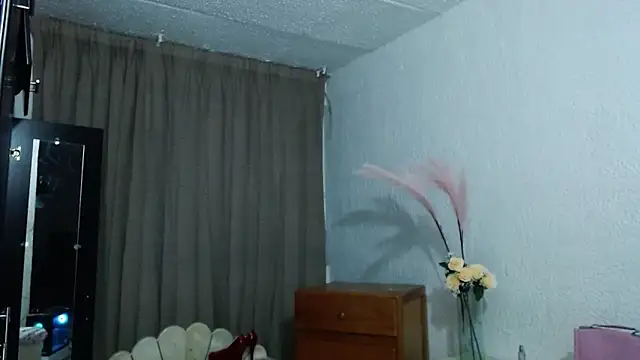 EngelCristaly online show from 10.04.25