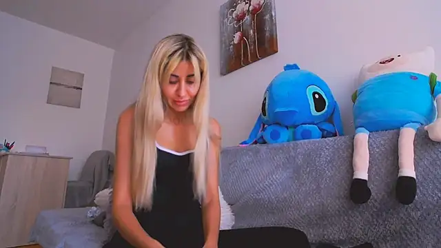 SweetJessy26 online show from 10.29.25