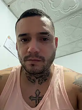 Snapshot of Angelgarcia_ chatting on 02.24.25 Angelgarcia  online show from 02.24.25