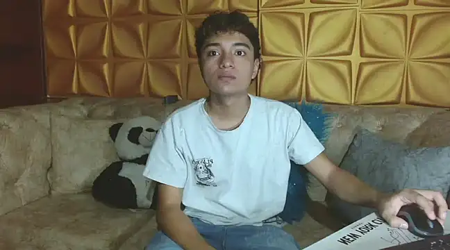 CamilowhiteS online show from 03.13.25