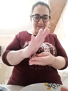 Dolcecurvy online show from 04.26.26