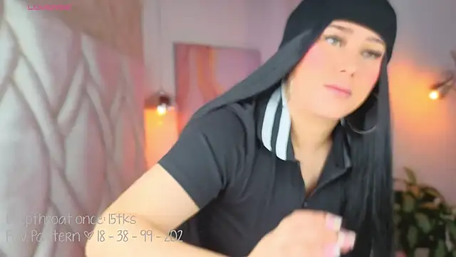 Leaa Cox online show from 11.15.25