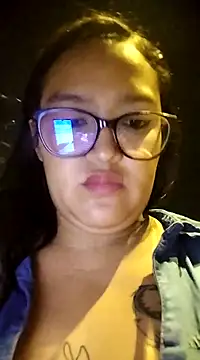 Kassie Greys online show from 02.22.25