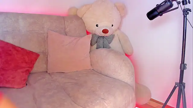 MIaloveone  online show from 03.03.25