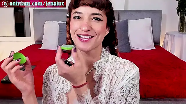 jennalux  online show from 11.22.25