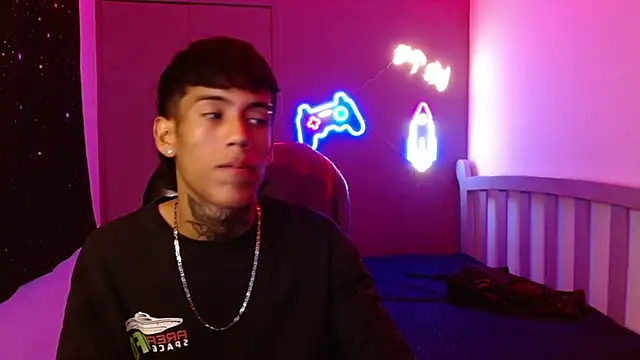 RyanKing19 online show from 02.23.25