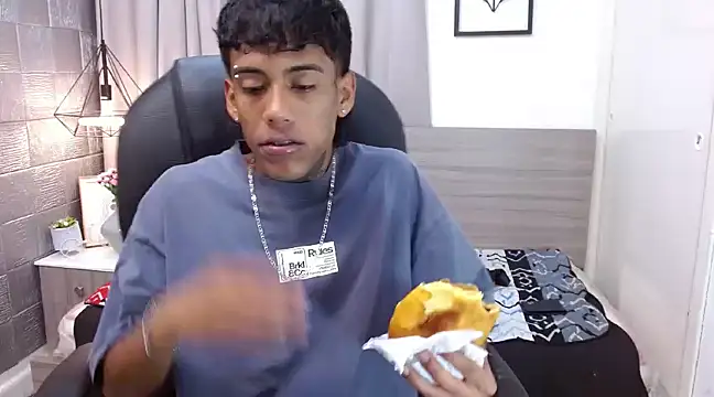 RyanKing19 online show from 03.11.25