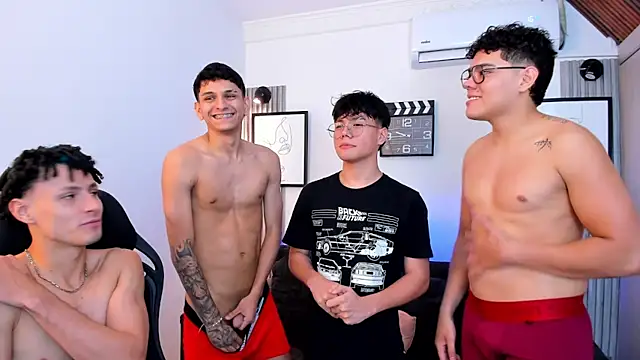 Snapshot of Fun_BoysW chatting on 10.21.25 Fun BoysW online show from 10.21.25