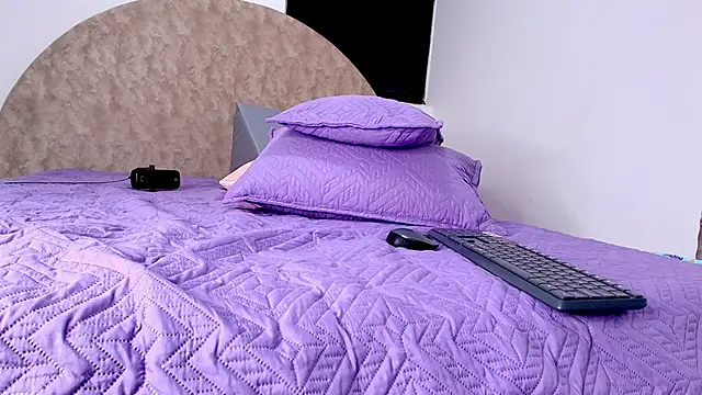 abigail fx online show from 11.15.25