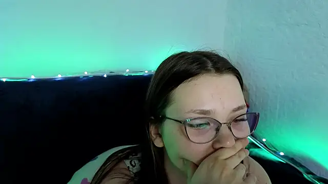 Snapshot of milliedoll chatting on 09.24.25 milliedoll online show from 09.24.25