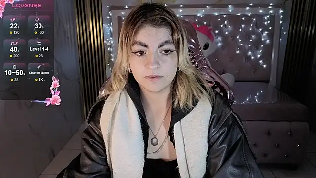 lili conor s online show from 11.13.25