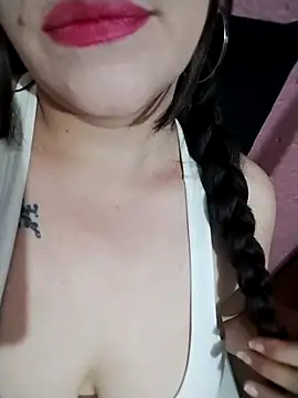 Snapshot of superdaddy009 chatting on 10.18.25 superdaddy009 online show from 10.18.25