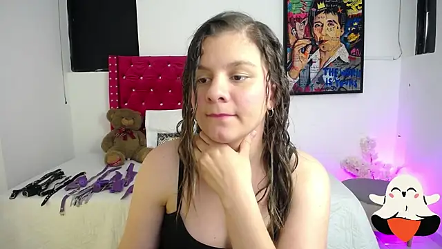 ValeAmayaa online show from 10.30.25