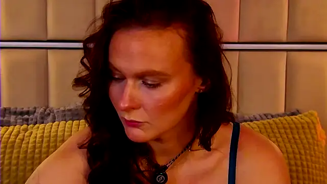 Snapshot of NatalyRose_ chatting on 09.30.25 NatalyRose  online show from 09.30.25