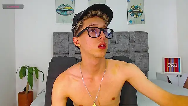 skinny bigcock02 online show from 12.22.25