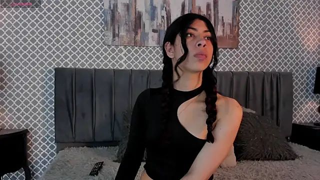 Cassie bloom online show from 10.30.25