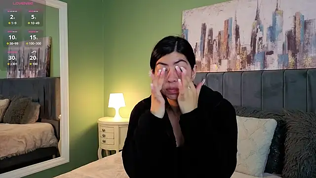 Cassie bloom online show from 03.25.26