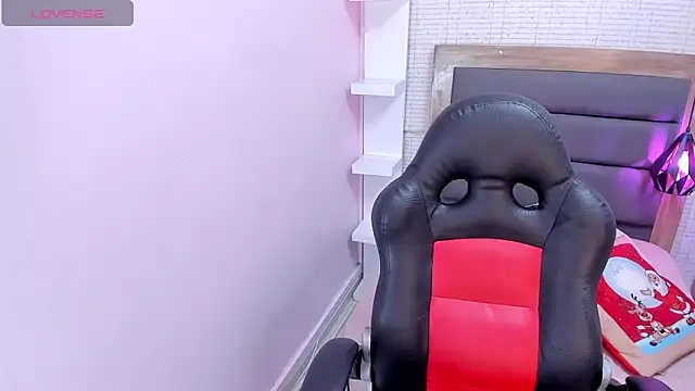 MEGANZARICK online show from 12.19.25