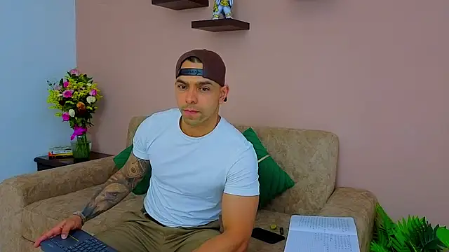 Bastiandelux online show from 04.13.26