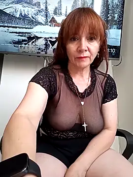 Snapshot of chanel-2025 chatting on 03.13.25 chanel-2025 online show from 03.13.25