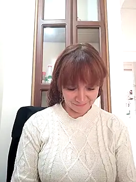 Snapshot of chanel-2025 chatting on 03.14.25 chanel-2025 online show from 03.14.25