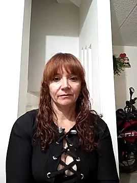 Snapshot of chanel-2025 chatting on 03.15.25 chanel-2025 online show from 03.15.25