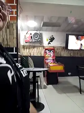 Snapshot of chanel-2025 chatting on 03.21.25 chanel-2025 online show from 03.21.25