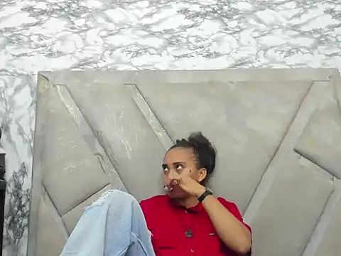 ElizaAndQuisha online show from 10.04.25