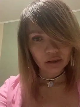 Ella Pearlie online show from 02.25.25