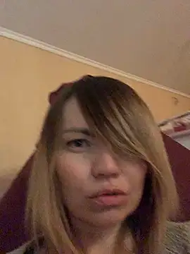Ella Pearlie online show from 02.28.25