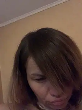 Ella Pearlie online show from 03.01.25