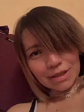 Ella Pearlie online show from 03.05.25