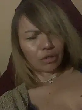 Ella Pearlie online show from 03.16.25