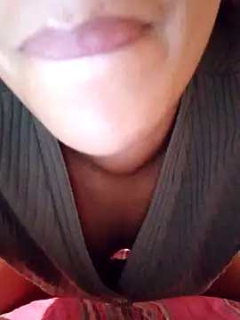 Snapshot of Sexlove1xo chatting on 09.15.25 Sexlove1xo online show from 09.15.25