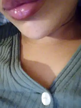 Snapshot of Sexlove1xo chatting on 10.09.25 Sexlove1xo online show from 10.09.25