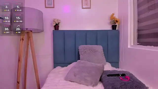 Anniie  Evans online show from 12.03.25