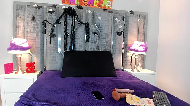 Snapshot of Kathyy_Rose chatting on 10.27.25 Kathyy Rose online show from 10.27.25