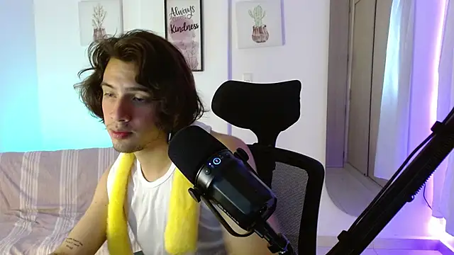 SebasxxL1 online show from 02.23.25