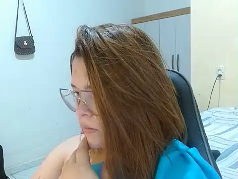 Snapshot of GoddessChaar chatting on 03.02.25 GoddessChaar online show from 03.02.25