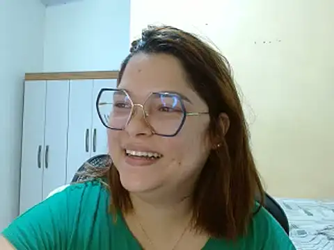 Snapshot of GoddessChaar chatting on 03.19.25 GoddessChaar online show from 03.19.25