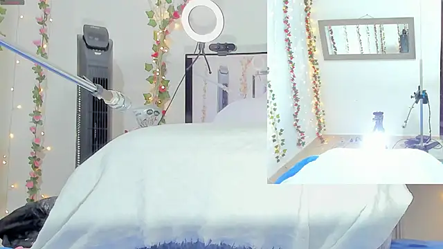 Genesis Love   online show from 10.08.25