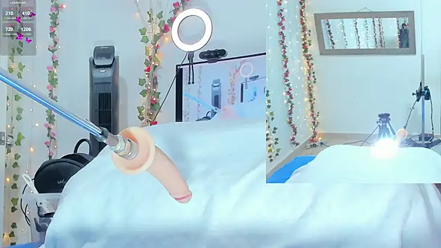 Genesis Love   online show from 10.26.25