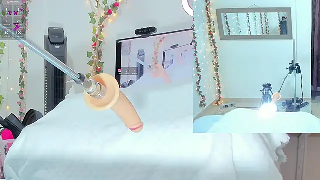 Genesis Love   online show from 10.31.25