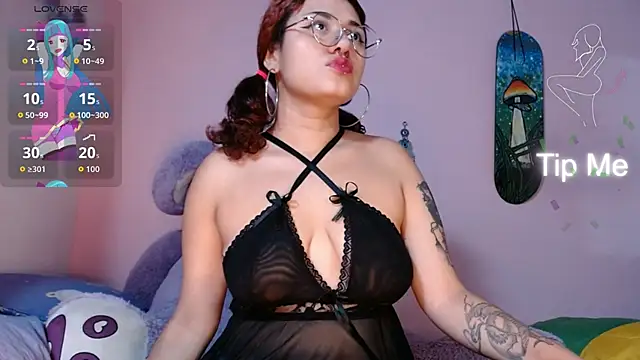 Maddy Jhonsson online show from 09.30.25