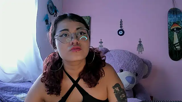 Maddy Jhonsson online show from 05.21.26