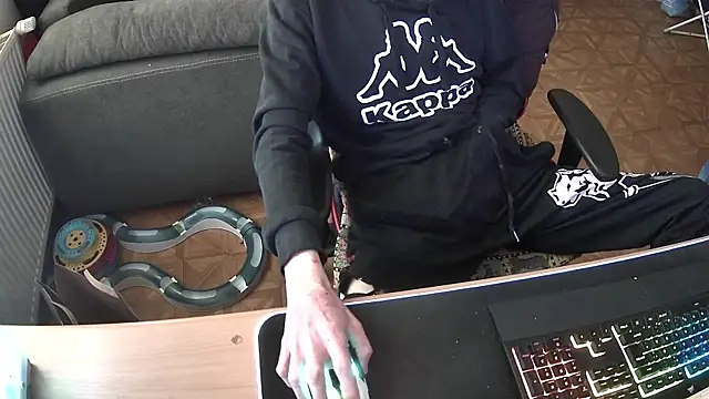 Snapshot of DerGeileLoveboy chatting on 11.09.25 DerGeileLoveboy online show from 11.09.25