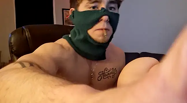 Snapshot of JCstrings chatting on 02.21.25 JCstrings online show from 02.21.25