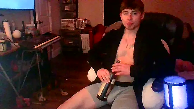 Snapshot of JCstrings chatting on 02.24.25 JCstrings online show from 02.24.25