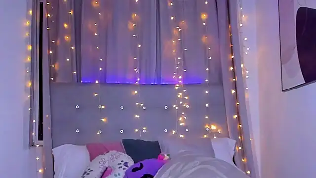 Anaroussew02 online show from 09.19.25